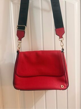 Danier Red Pebbled Leather Crossbody with Black Strap and Gold Hardware